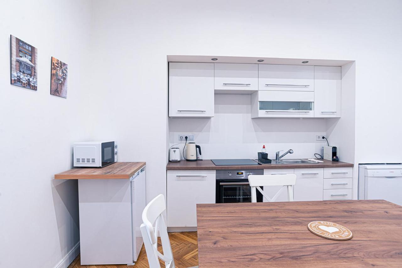 Joy Apartments On Kiraly Street Budapest Luaran gambar