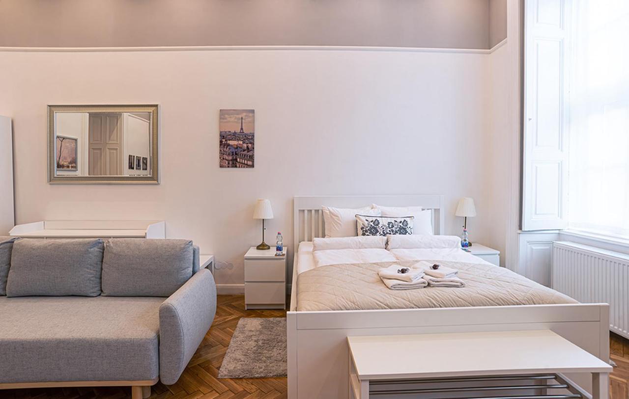 Joy Apartments On Kiraly Street Budapest Luaran gambar