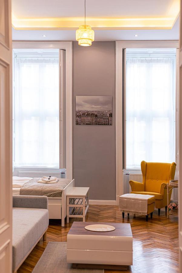 Joy Apartments On Kiraly Street Budapest Luaran gambar